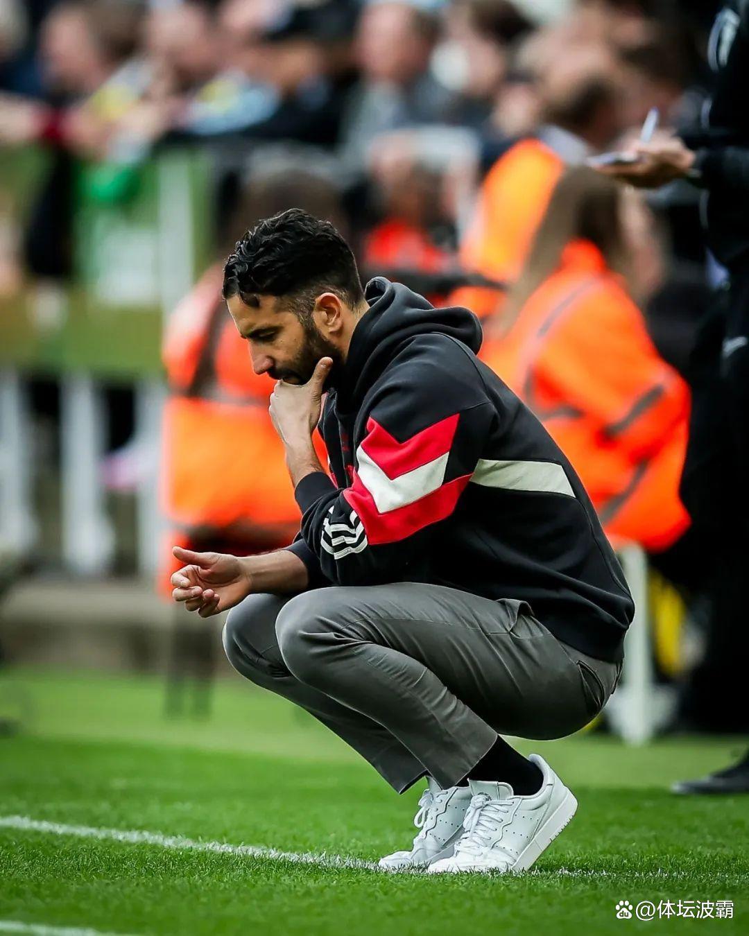 曼联引发争议！，Ning官方宣布刷新纪录新规赛场气氛高涨的简单介绍-九游游戏中心官网